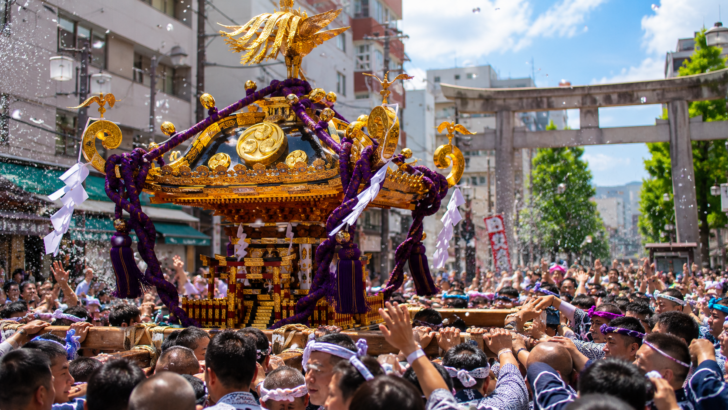 鳥越祭